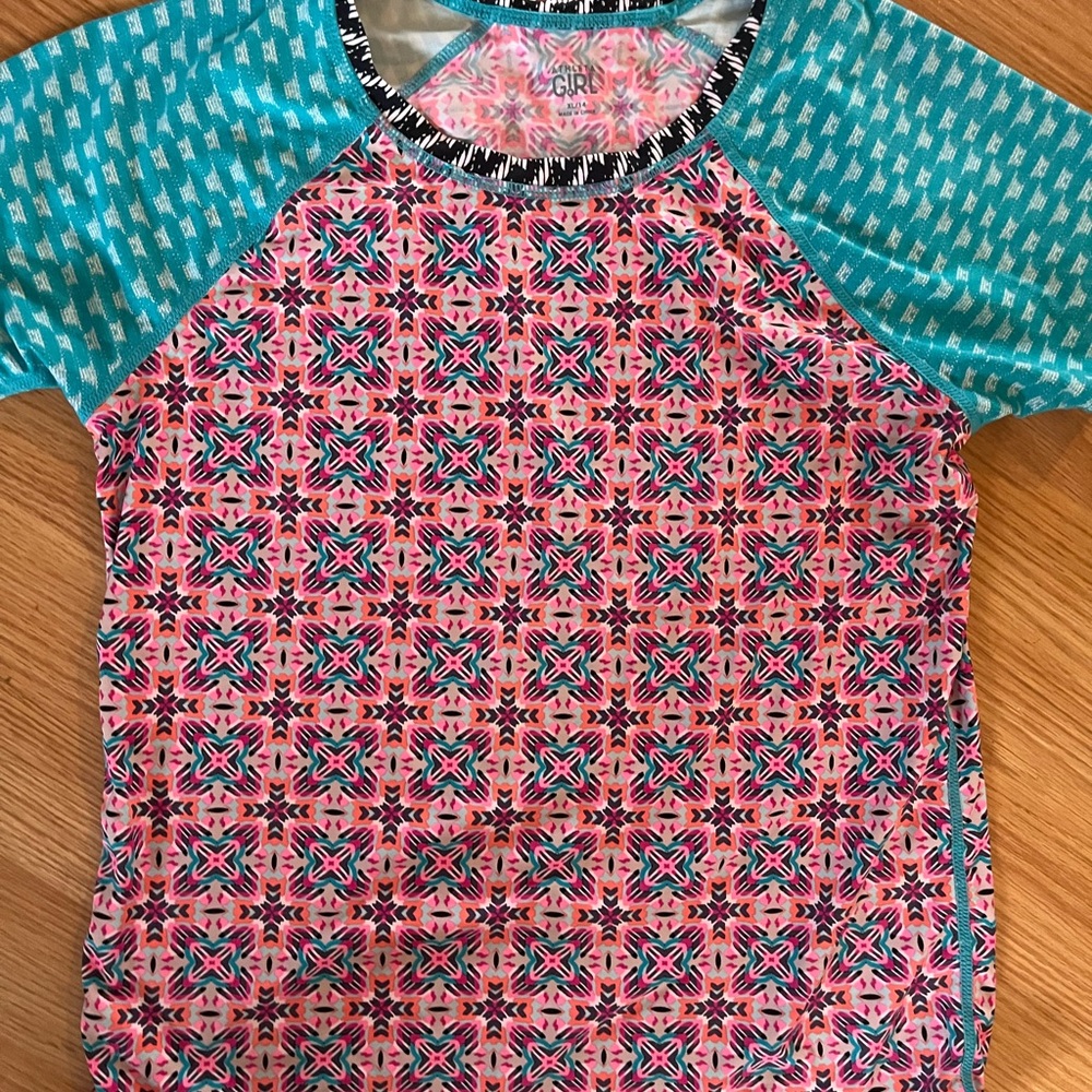 Athleta‎ Girl Rashguard XL (14)